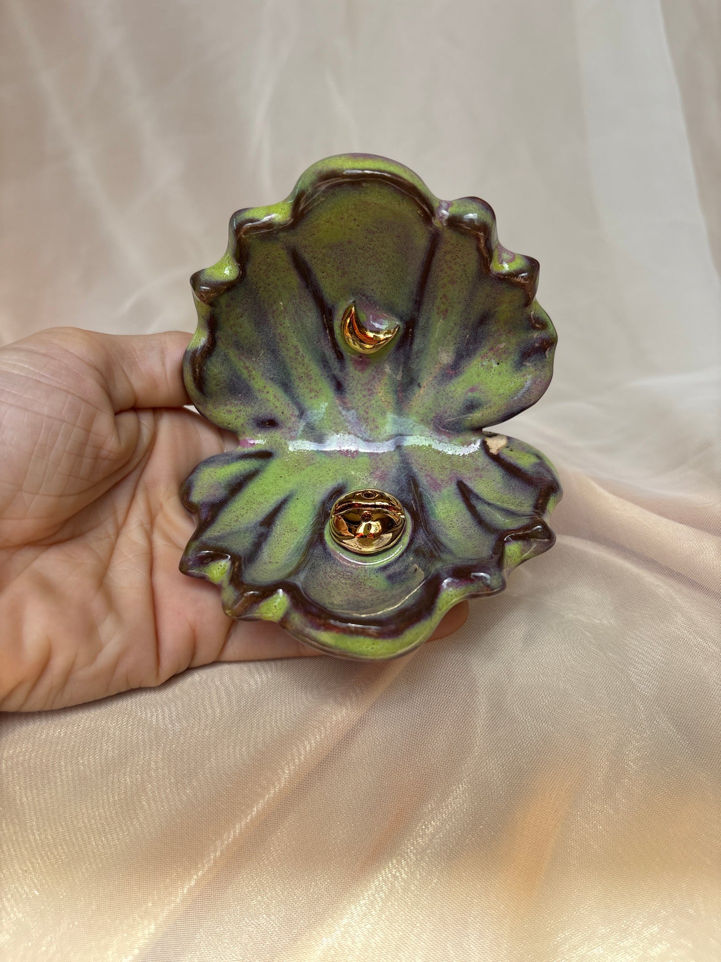 Pearl Incense Clam (3)