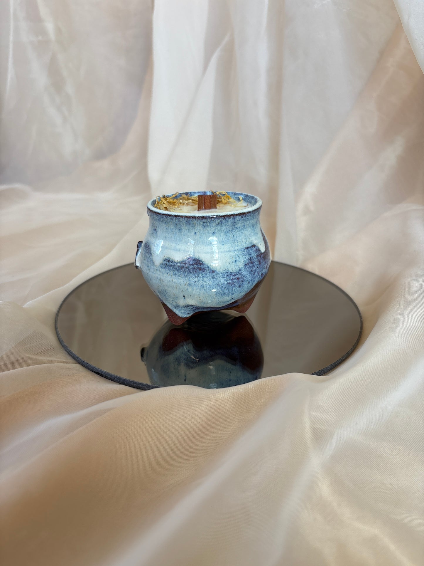 Vanilla Cream Candle (1)