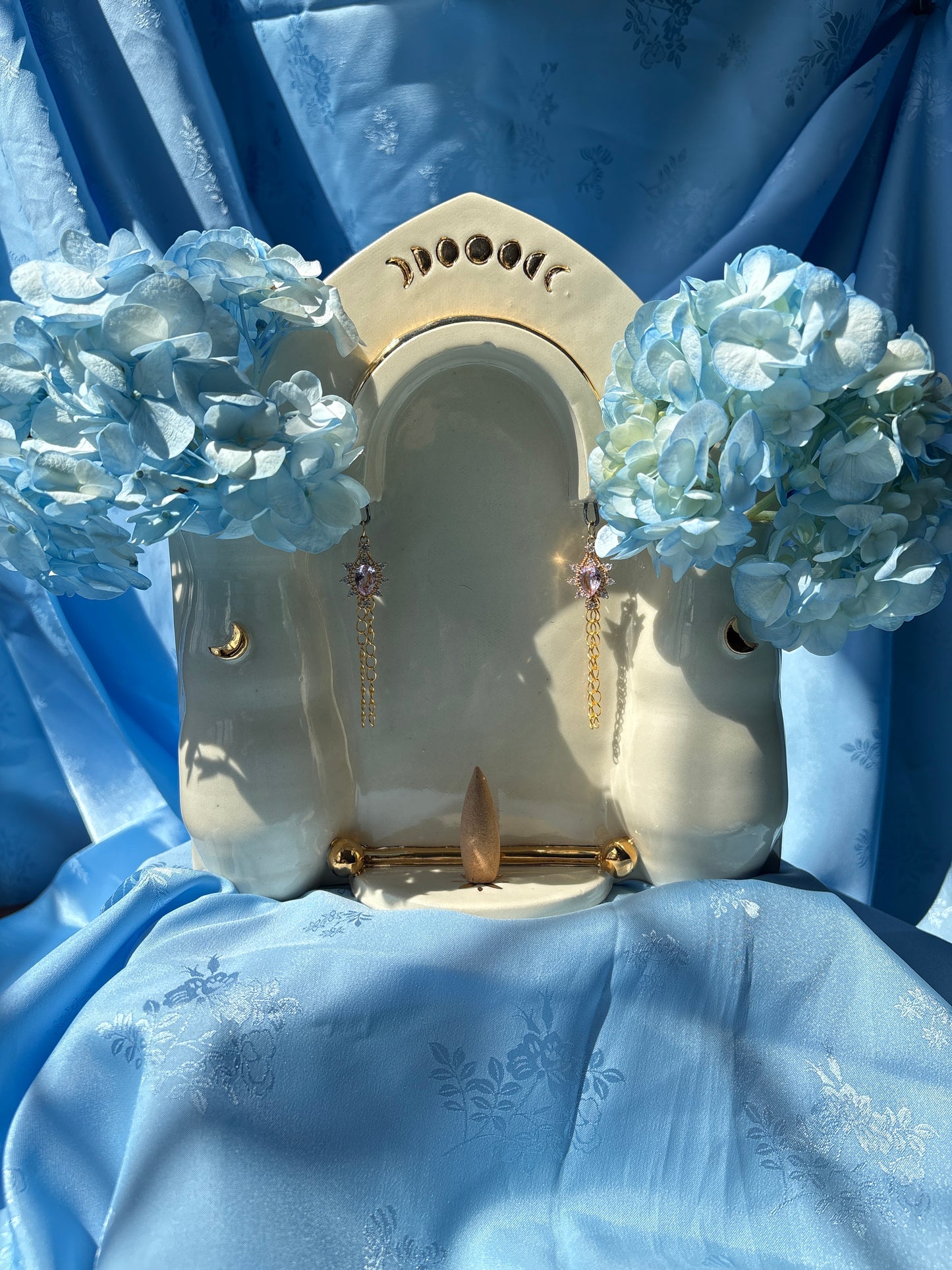 Flower Altar (2)