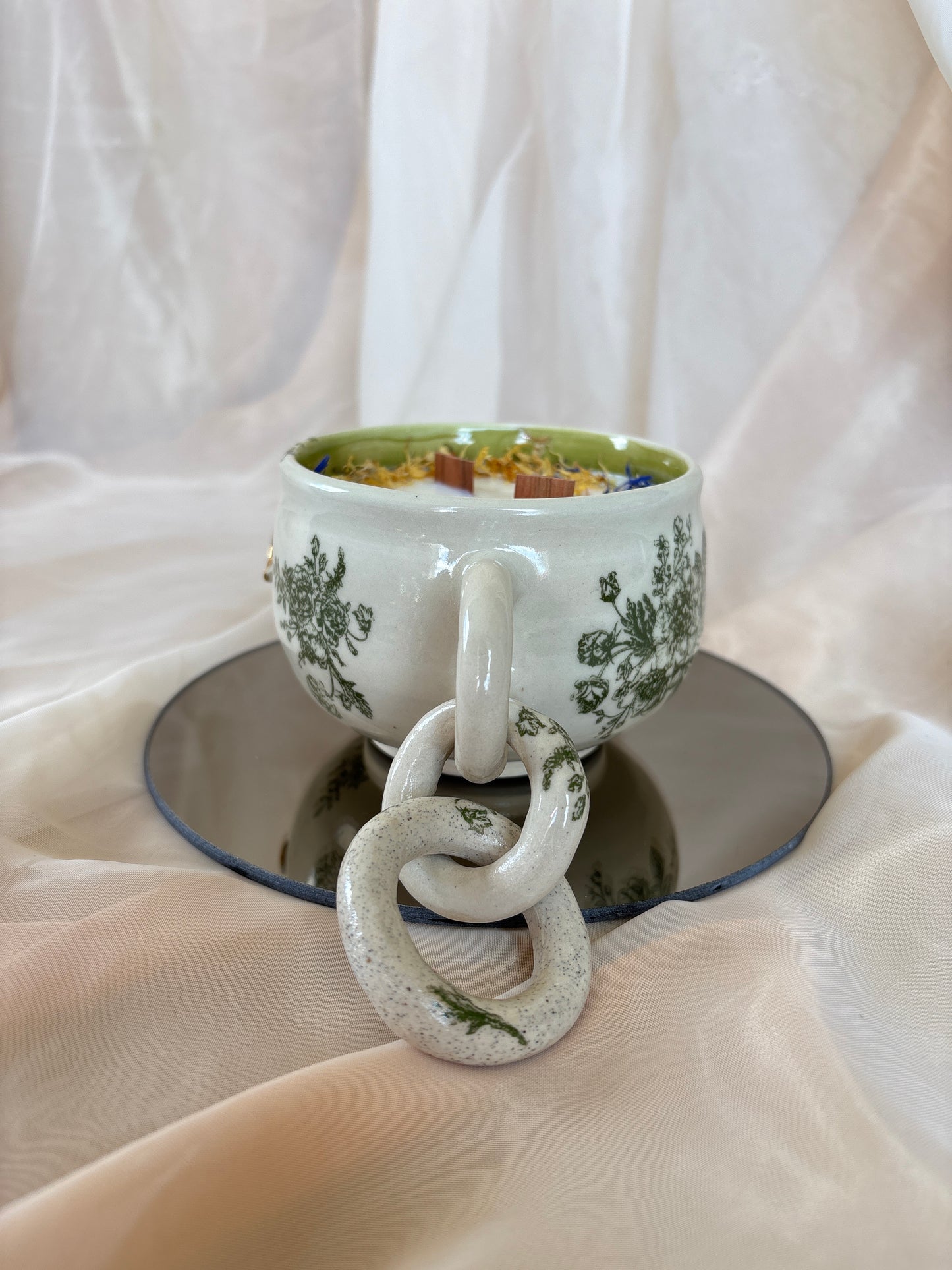 Cucumber Candle (2)