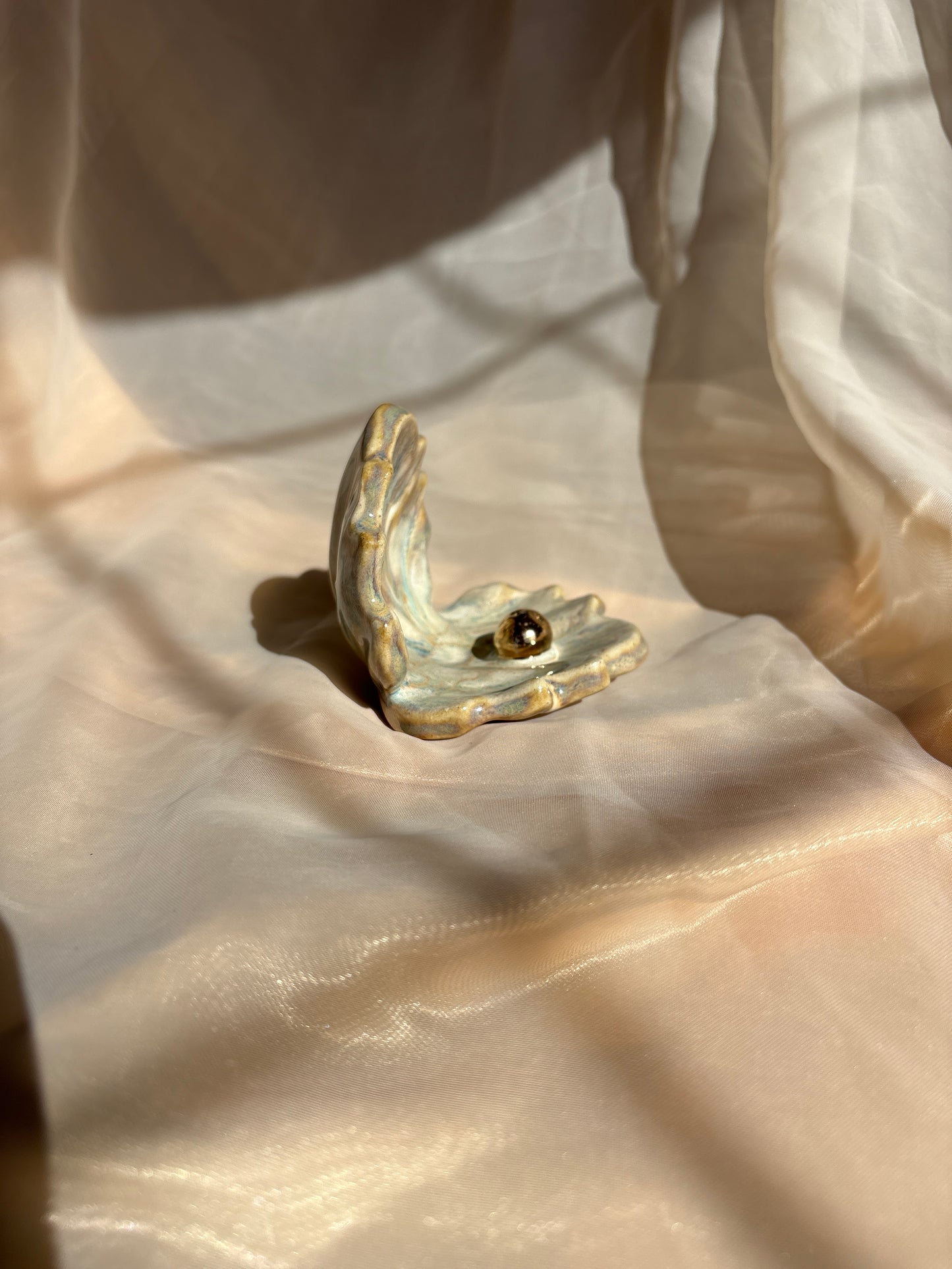 Pearl Incense Clam (1)