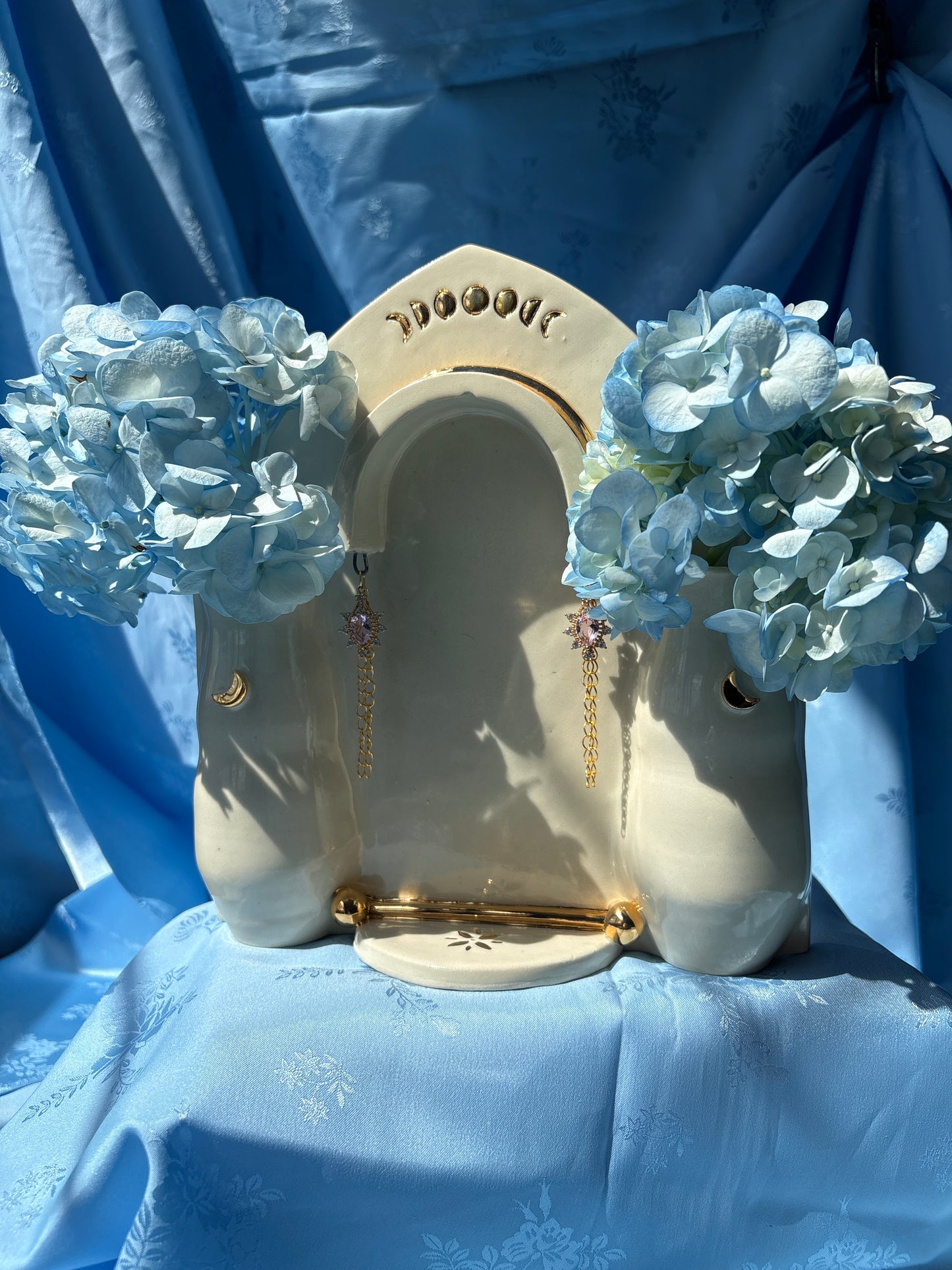 Flower Altar (2)
