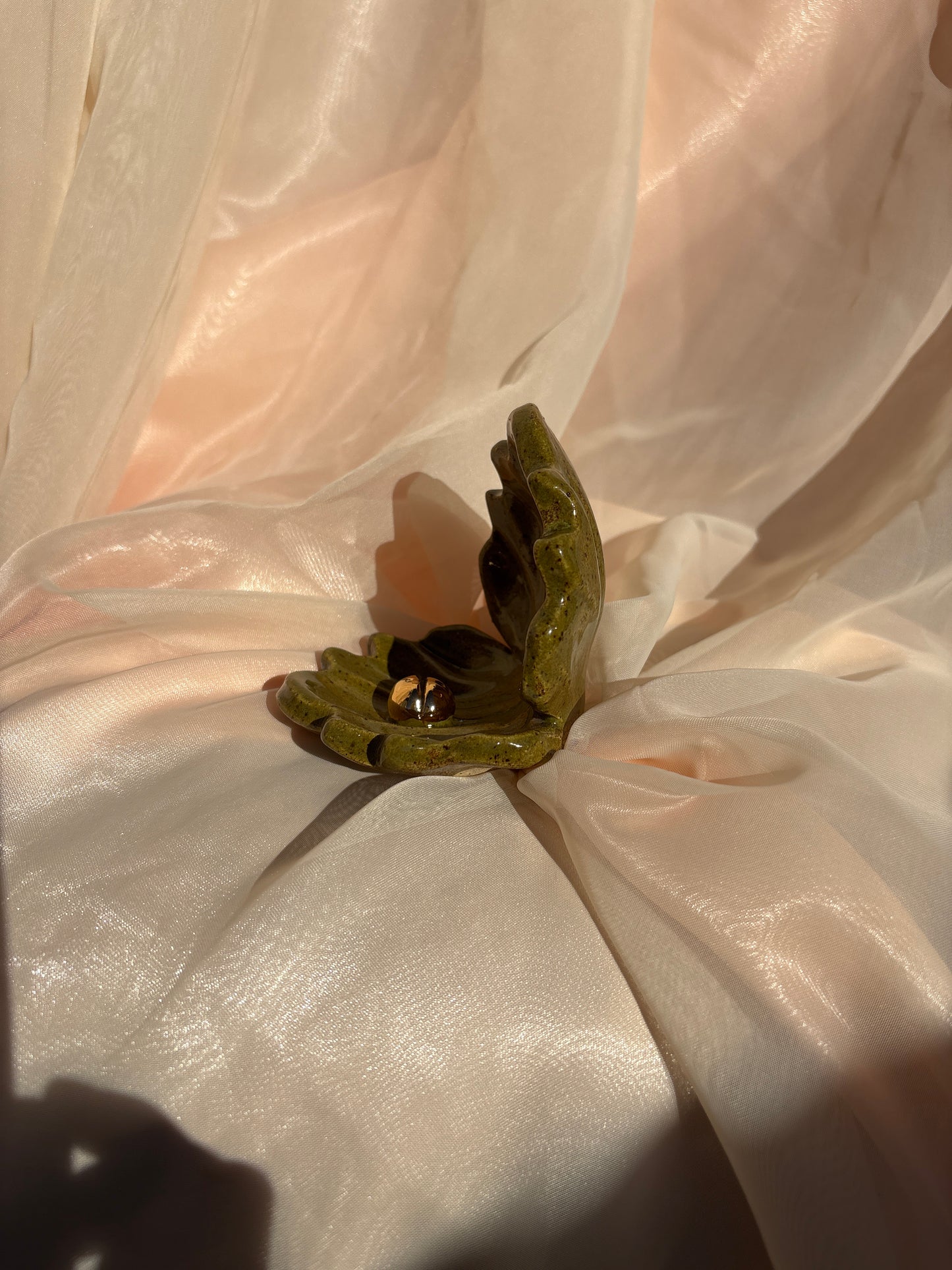 Pearl Incense Clam (8)