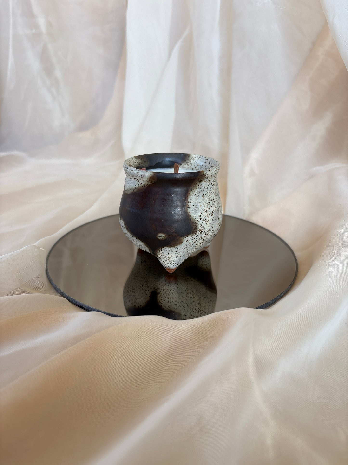 Bergamot & White Tea Candle (1)