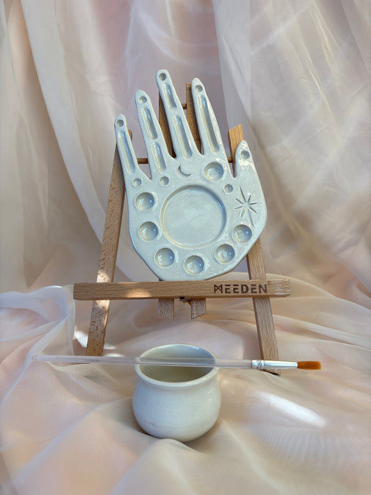 Palm Reader Paint Palette (1)