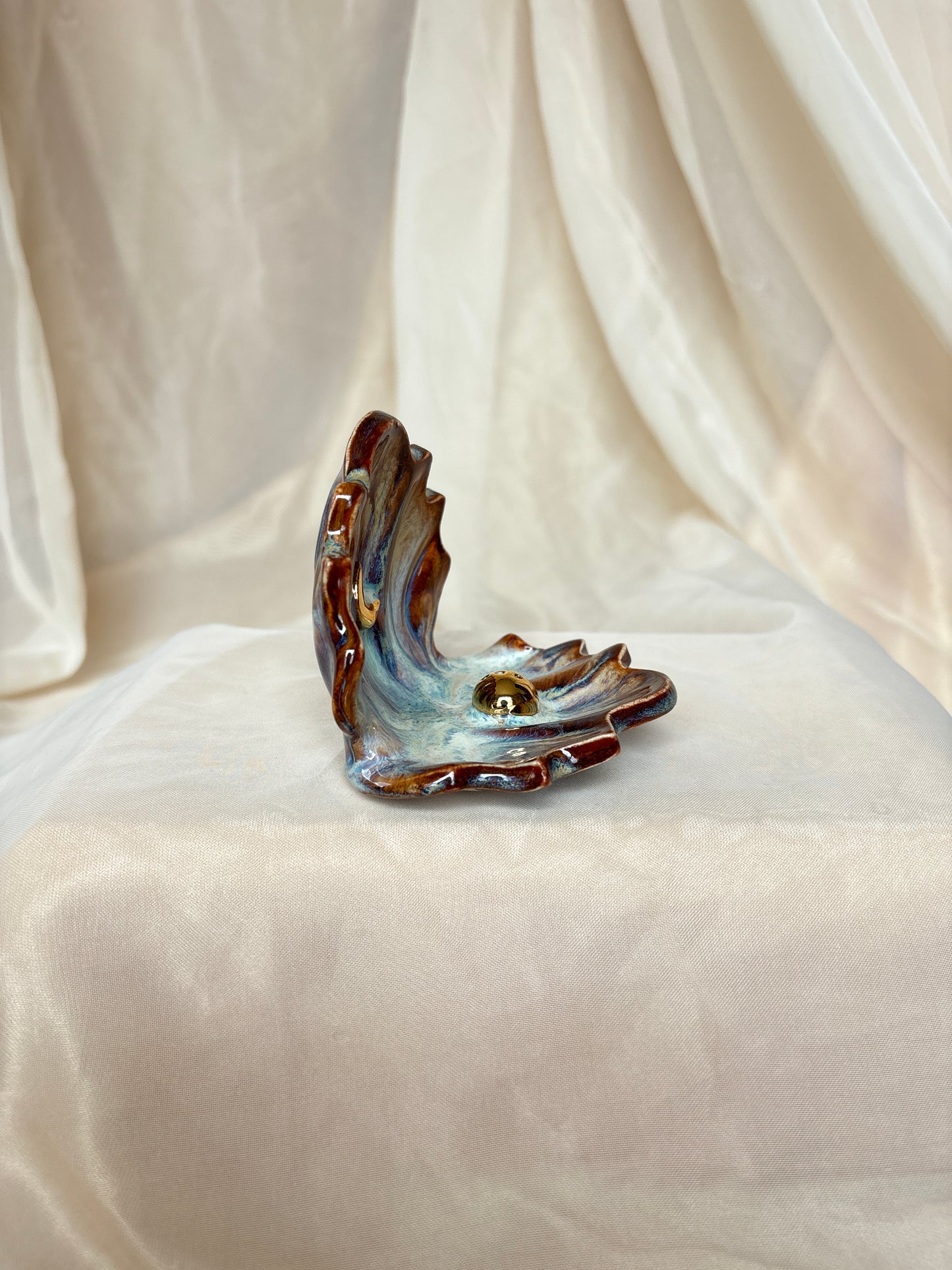 Pearl Incense Clam (2)