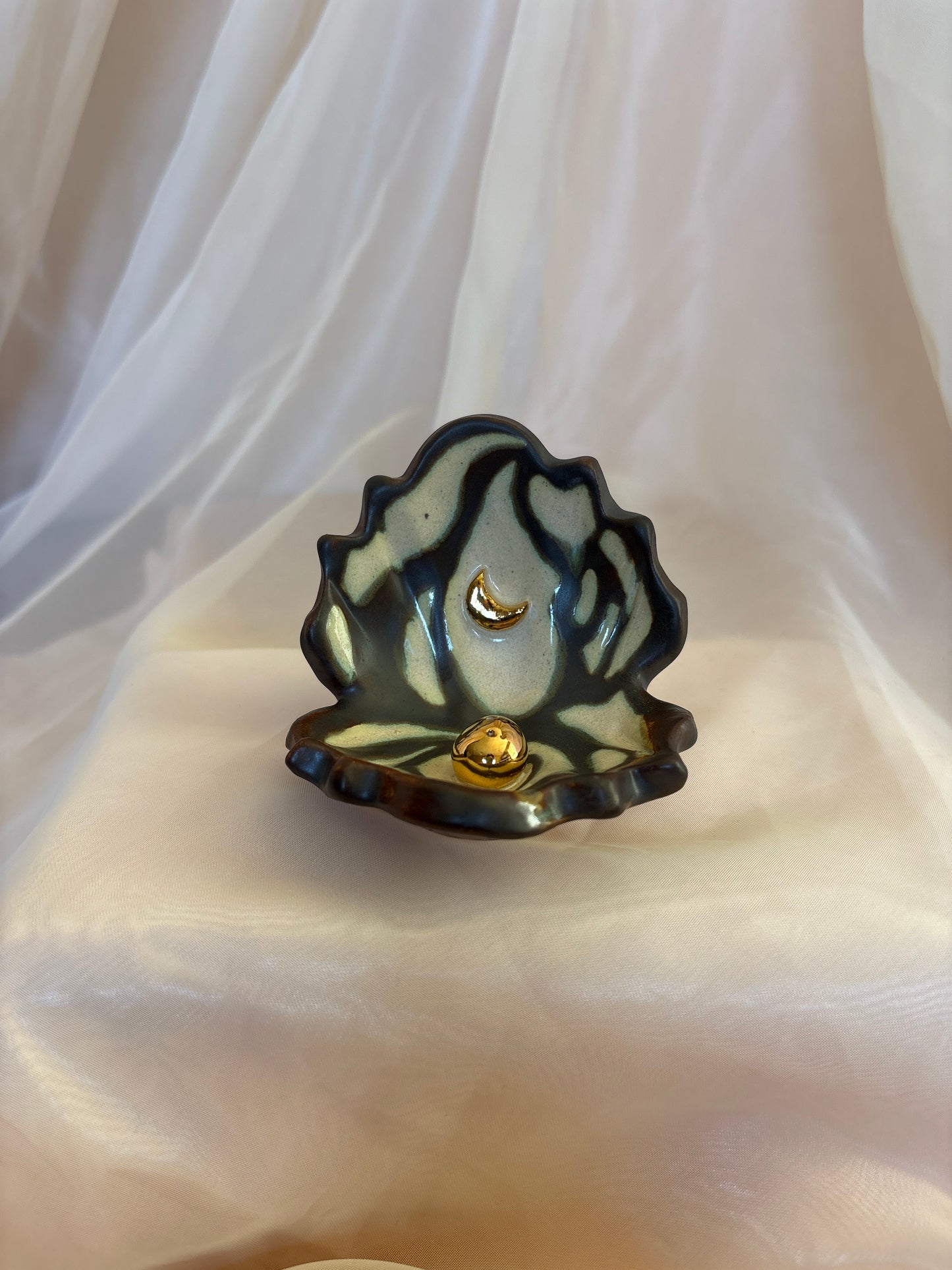 Pearl Incense Clam (3)