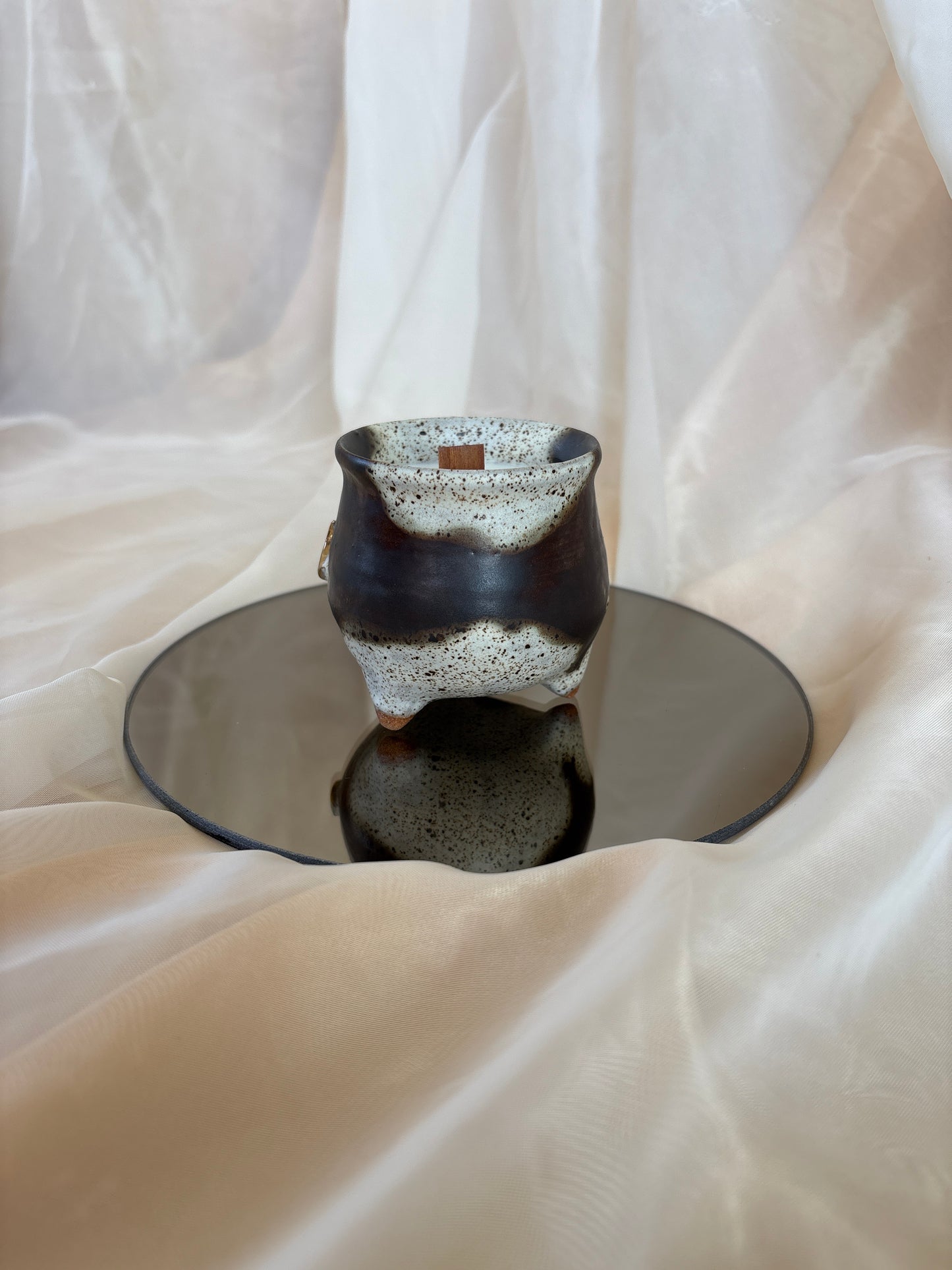 Bergamot & White Tea Candle (1)