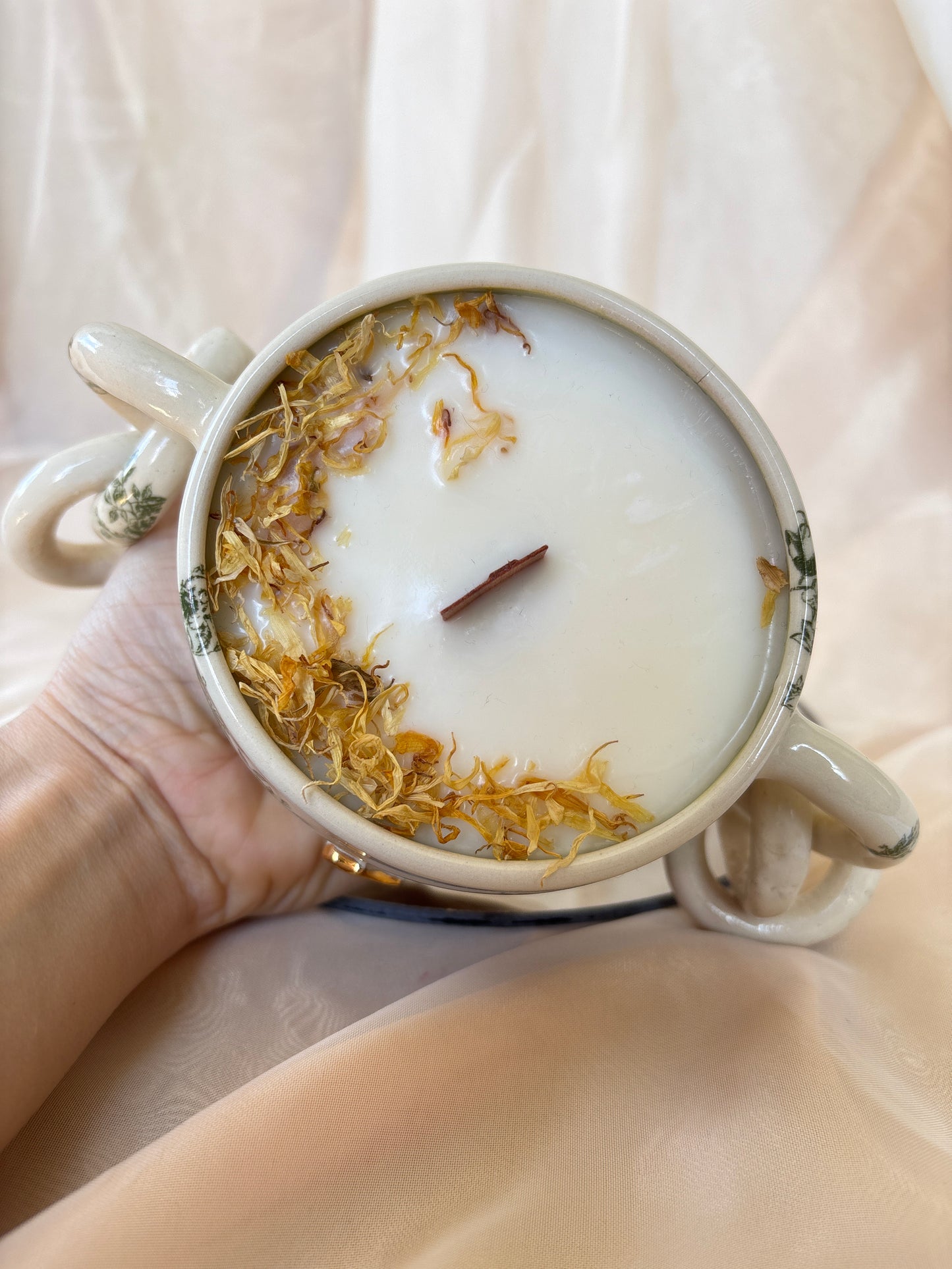 Lemongrass & Green Tea Candle (2)