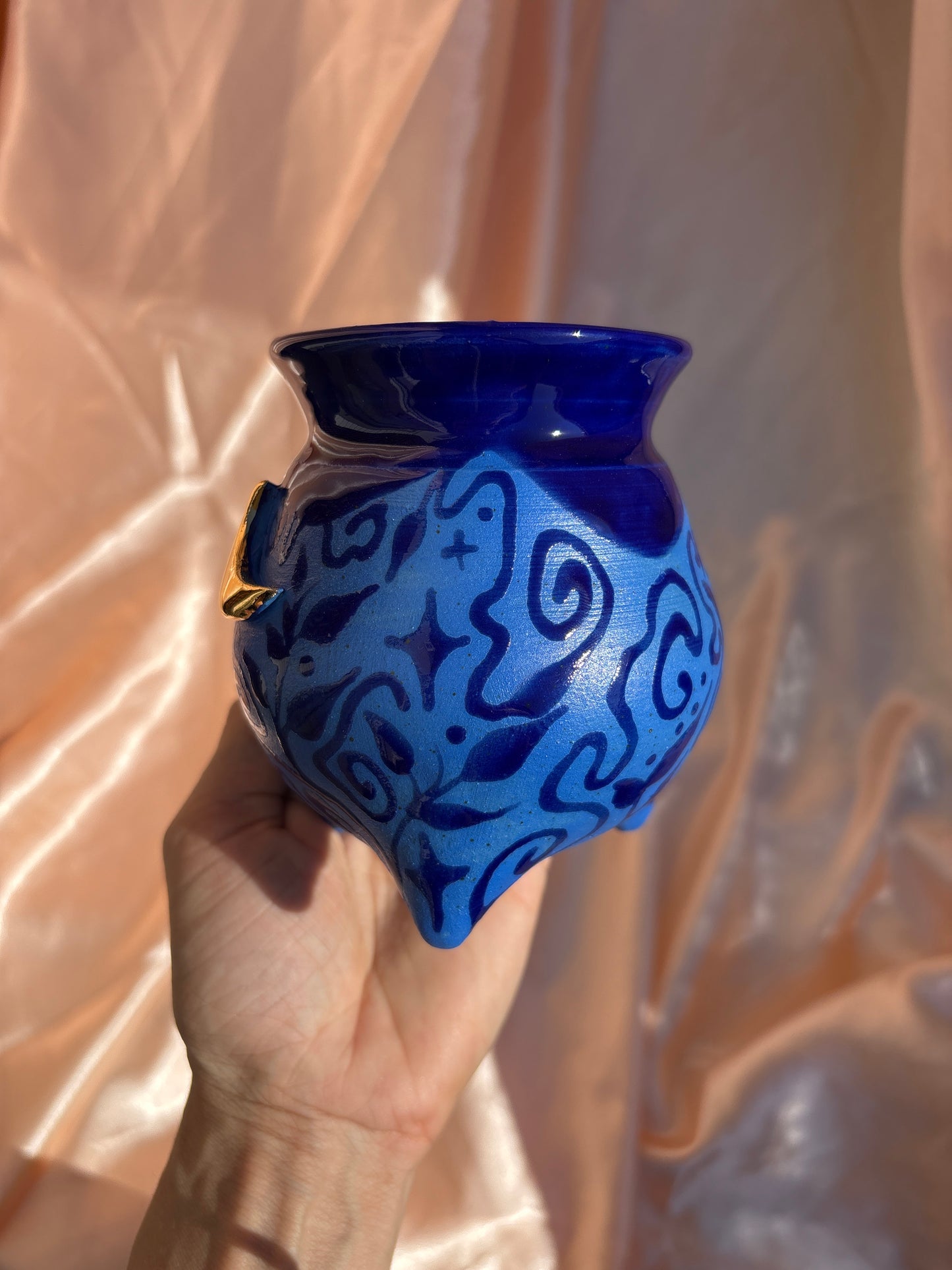 Blue Cauldron (2)