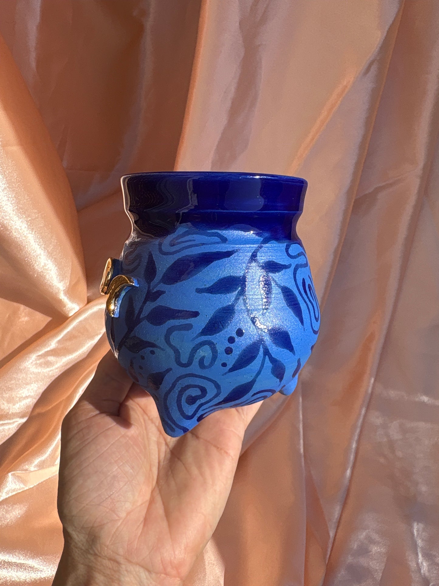 Blue Cauldron (1)