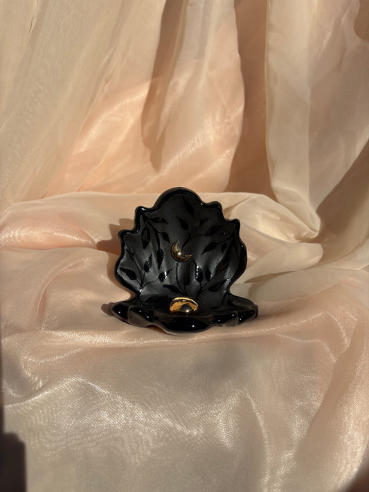 Pearl Incense Clam (2)