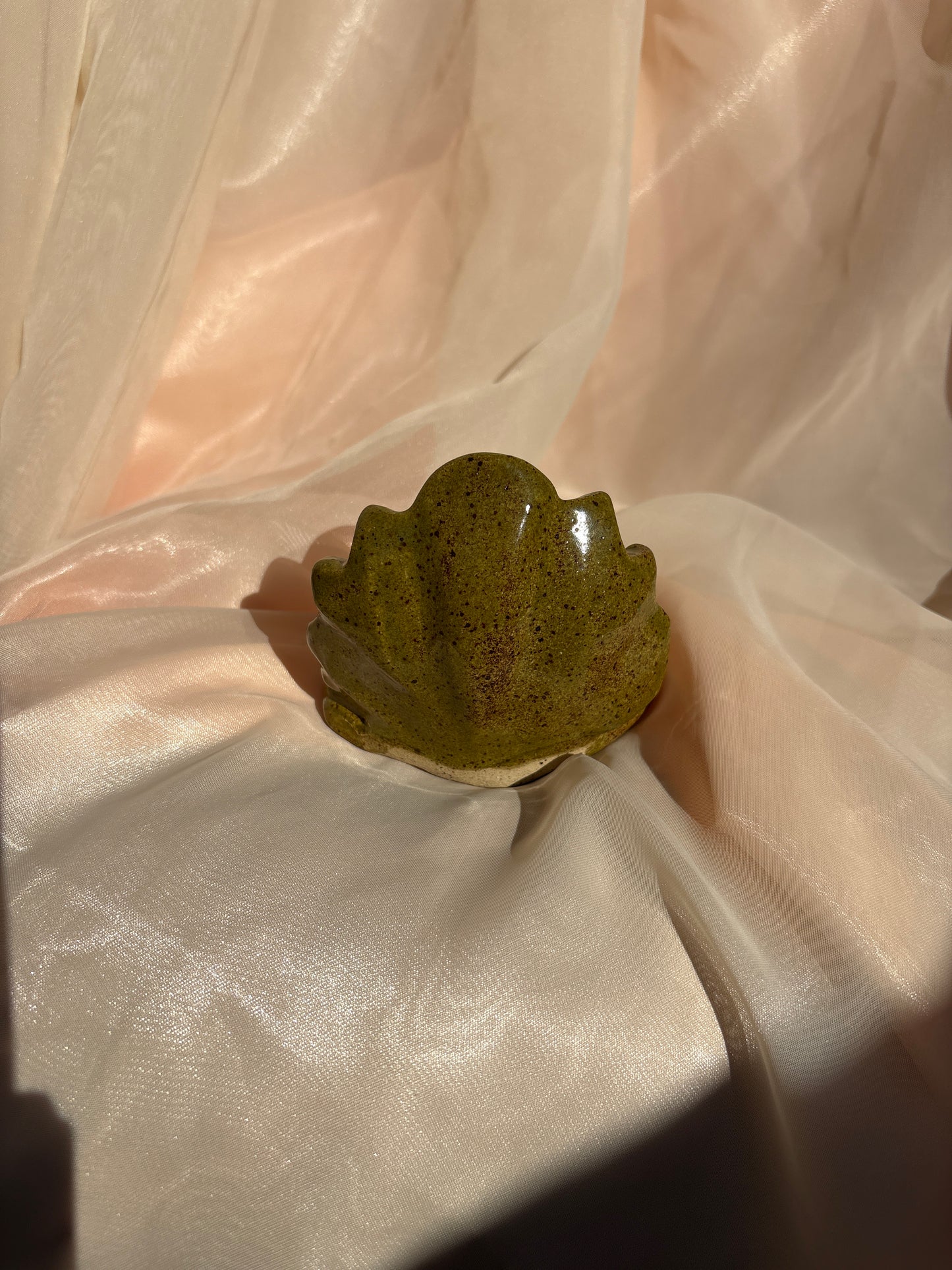 Pearl Incense Clam (8)