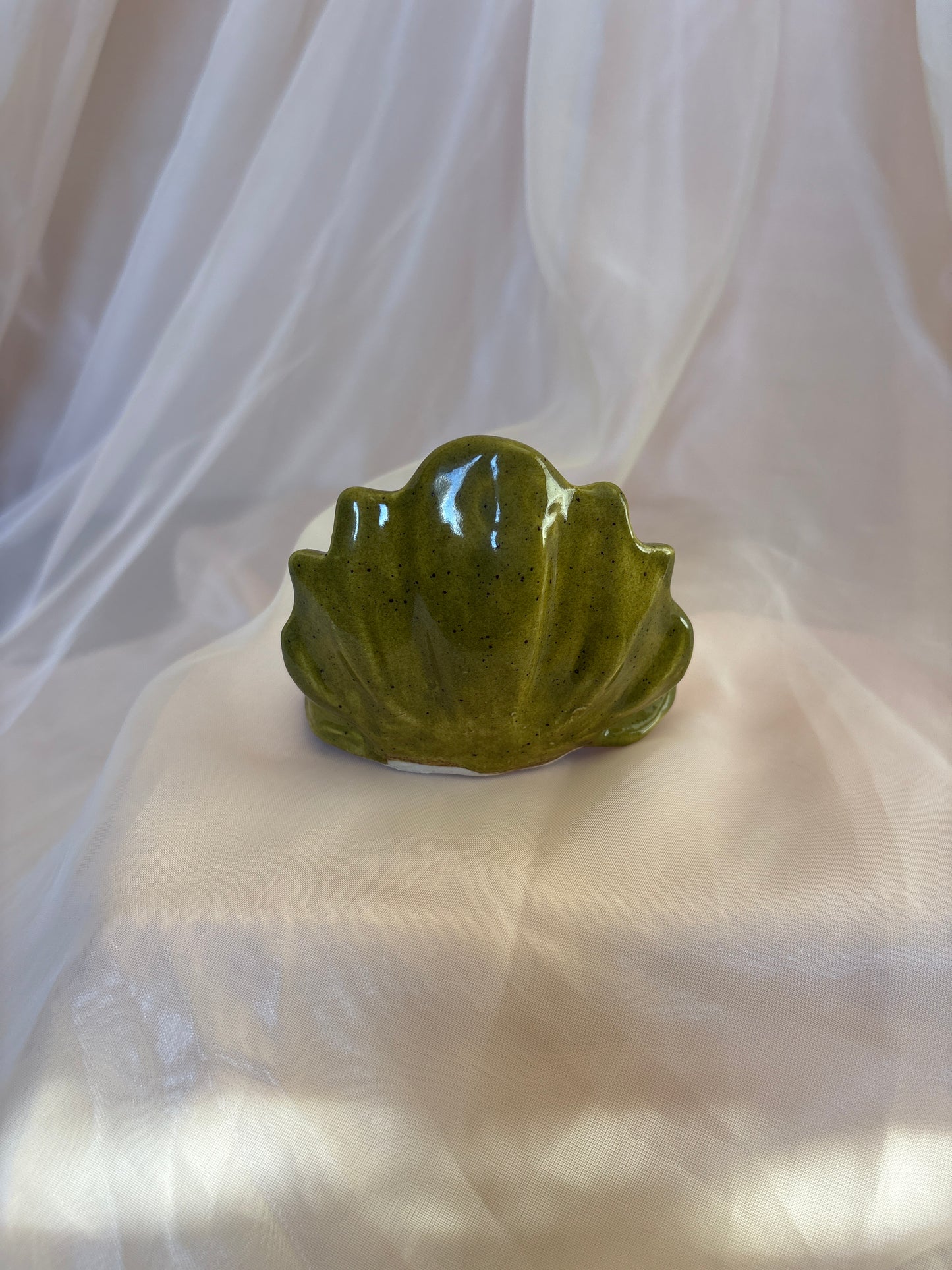 Pearl Incense Clam (8)