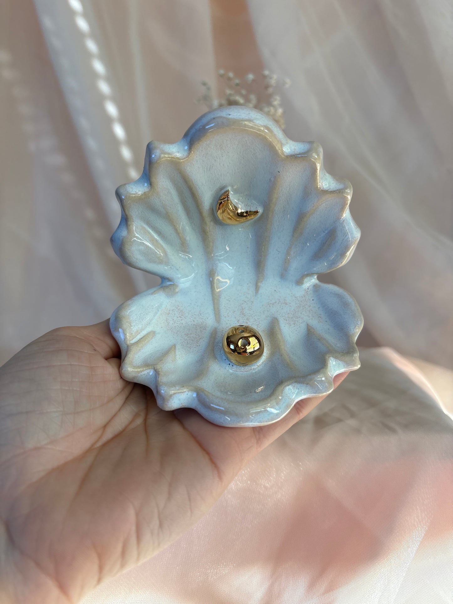 Pearl Incense Clam (2)