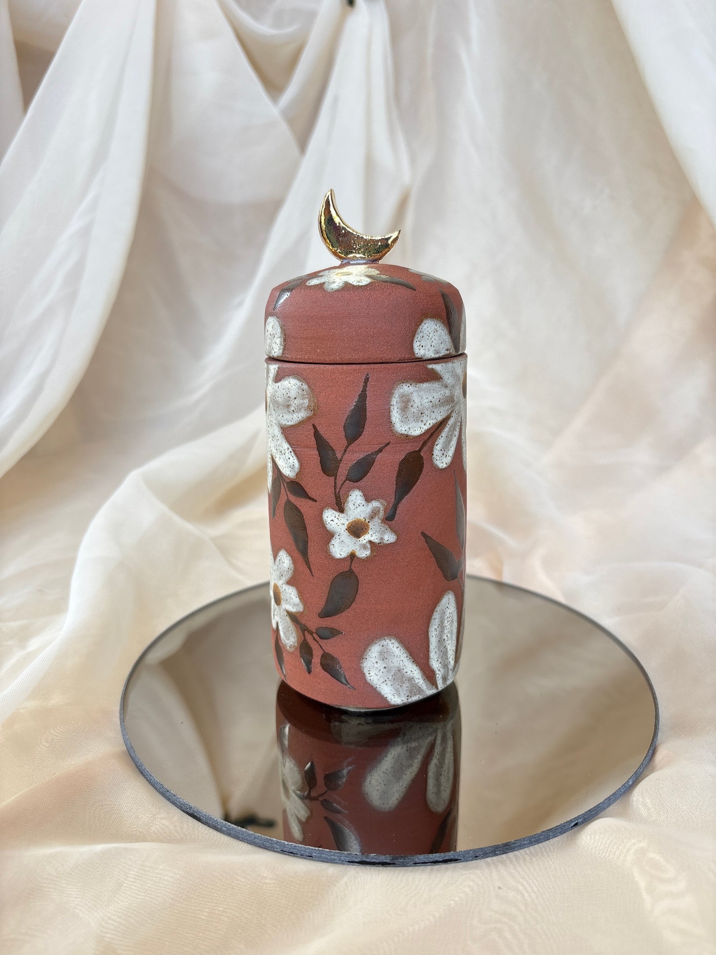Lunar Jar (1)