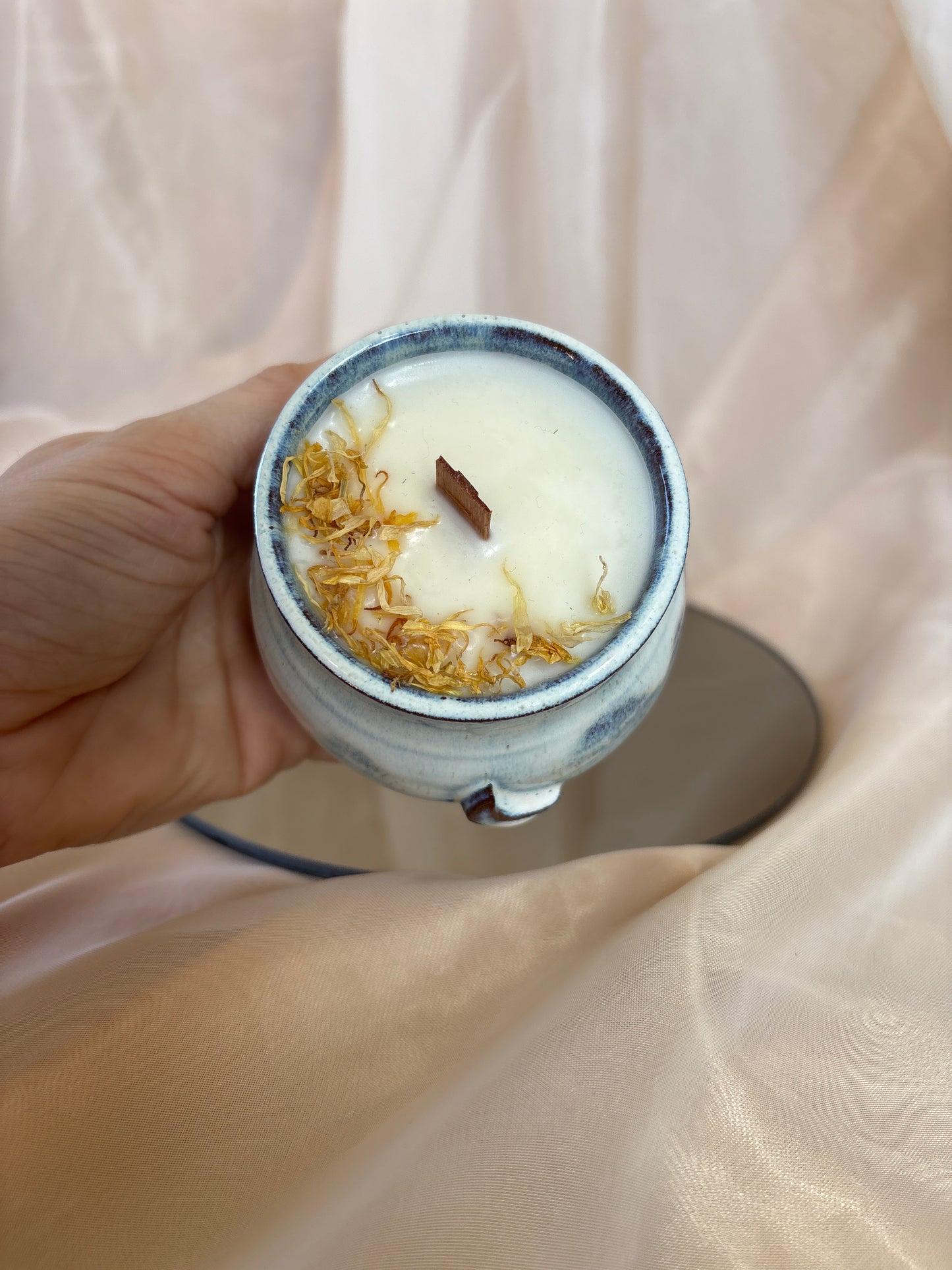 Vanilla Cream Candle (1)