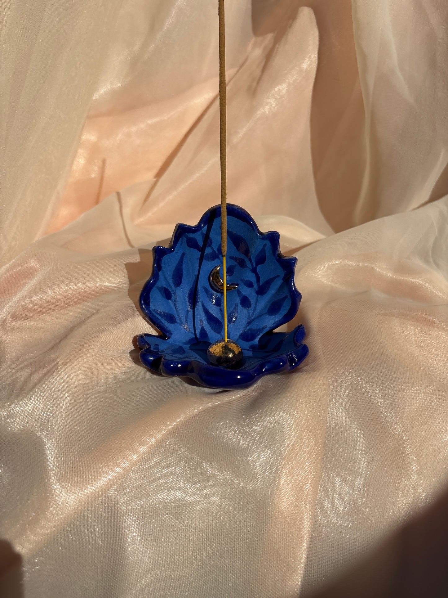 Pearl Incense Clam (5)
