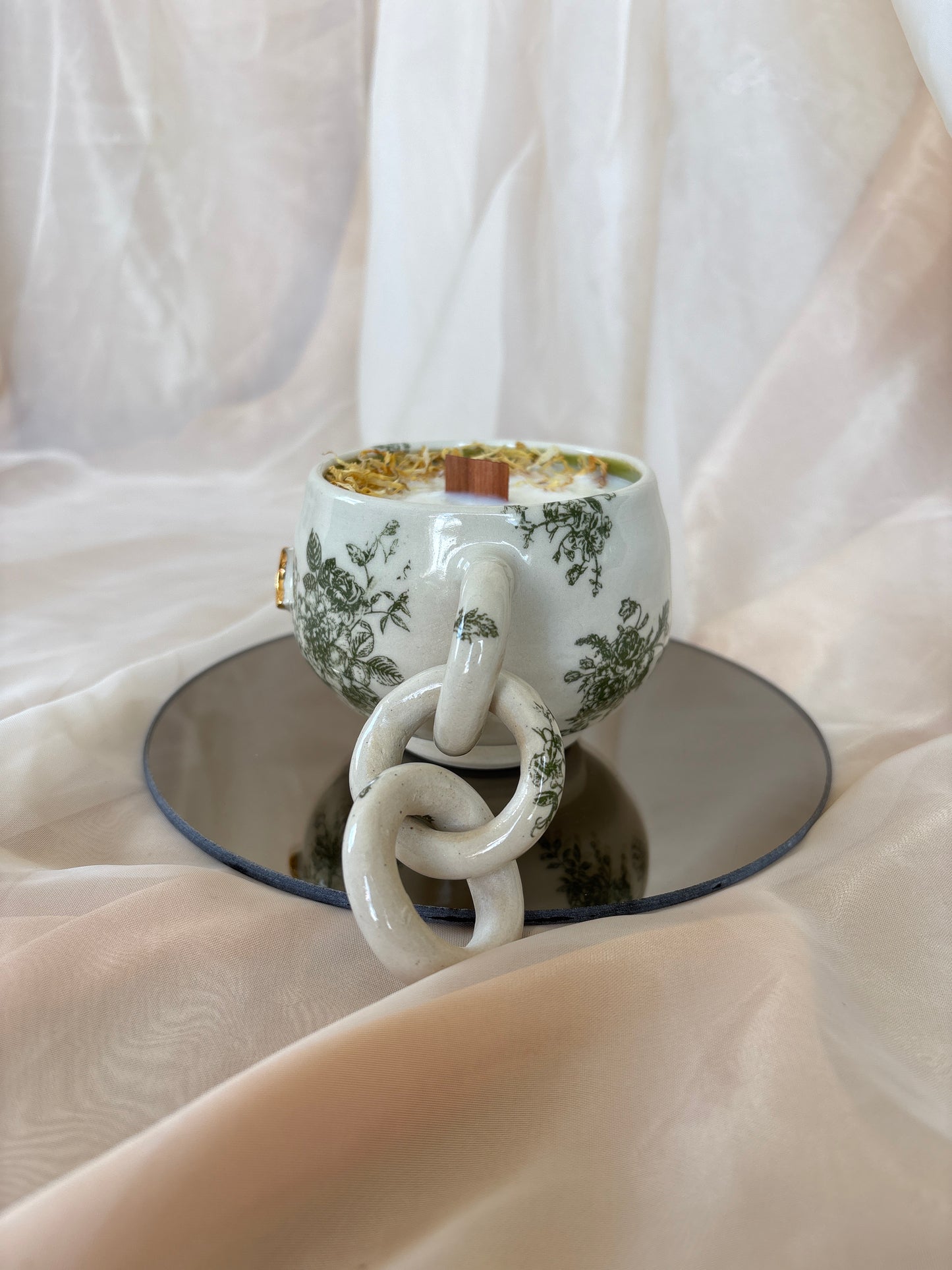 Lemongrass & Green Tea Candle (2)