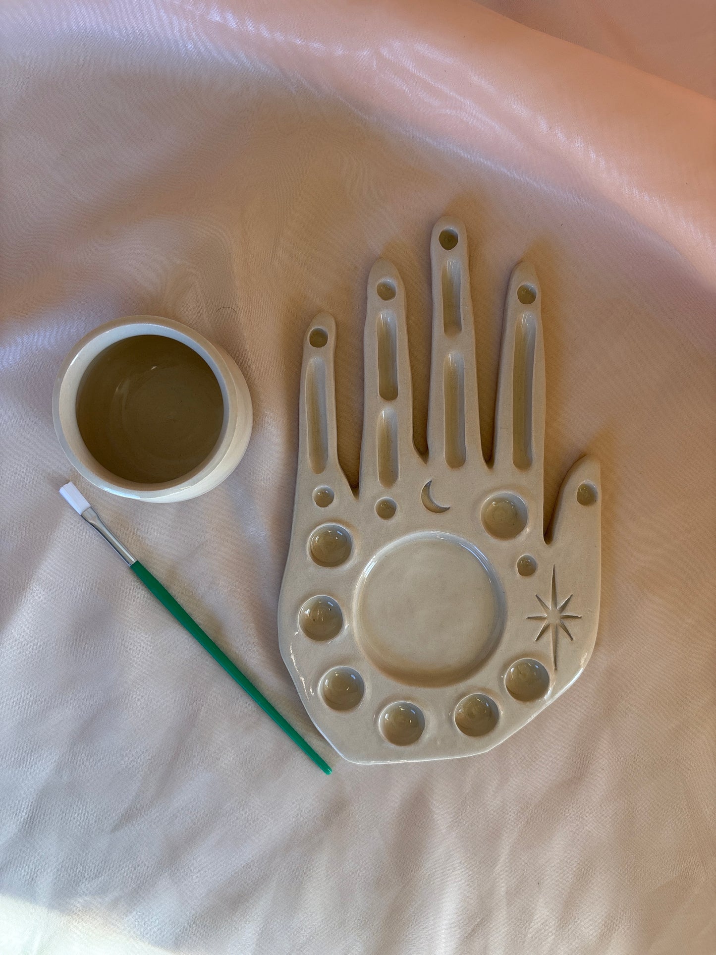 Palm Reader Paint Palette (2)