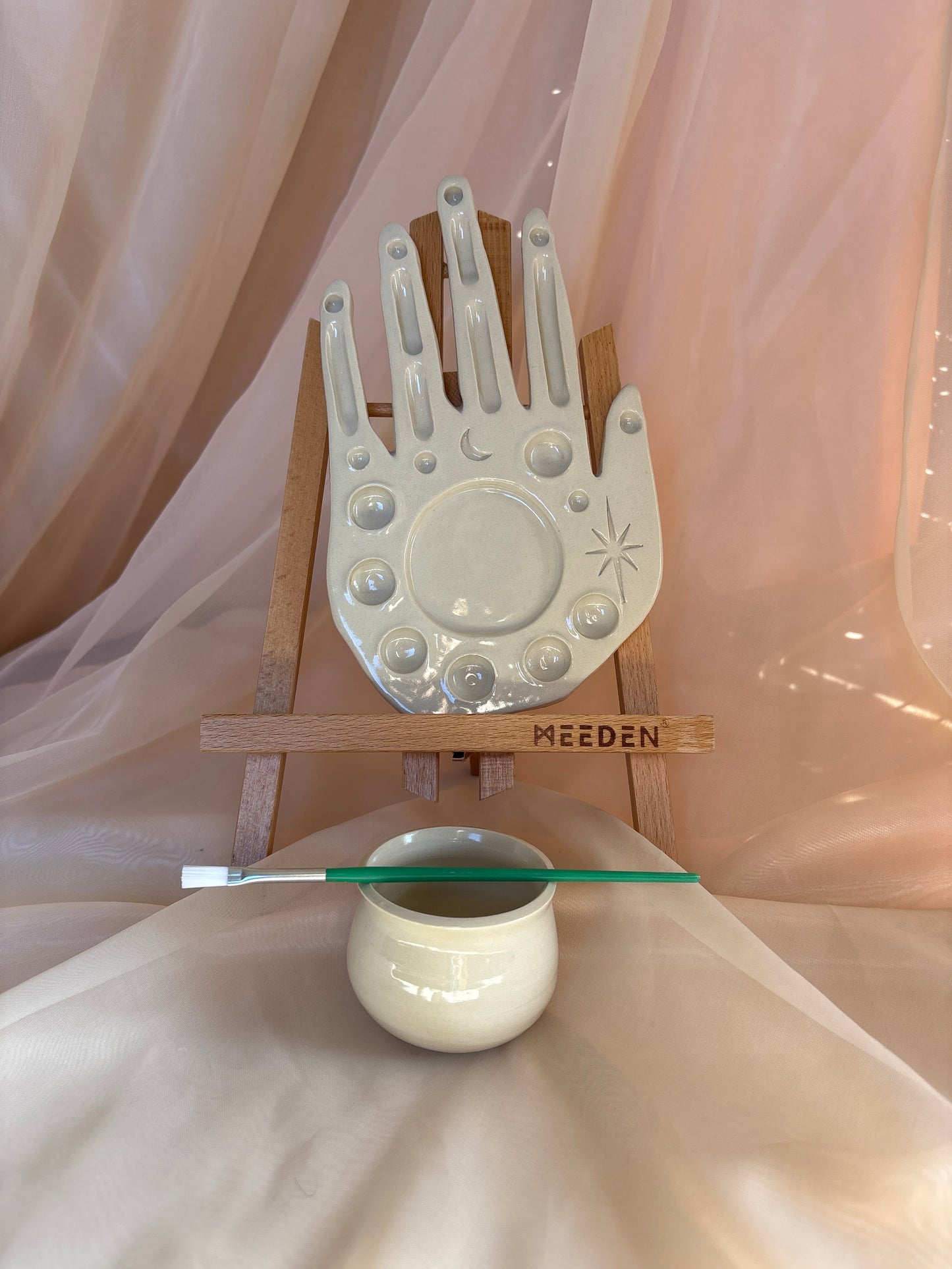 Palm Reader Paint Palette (2)