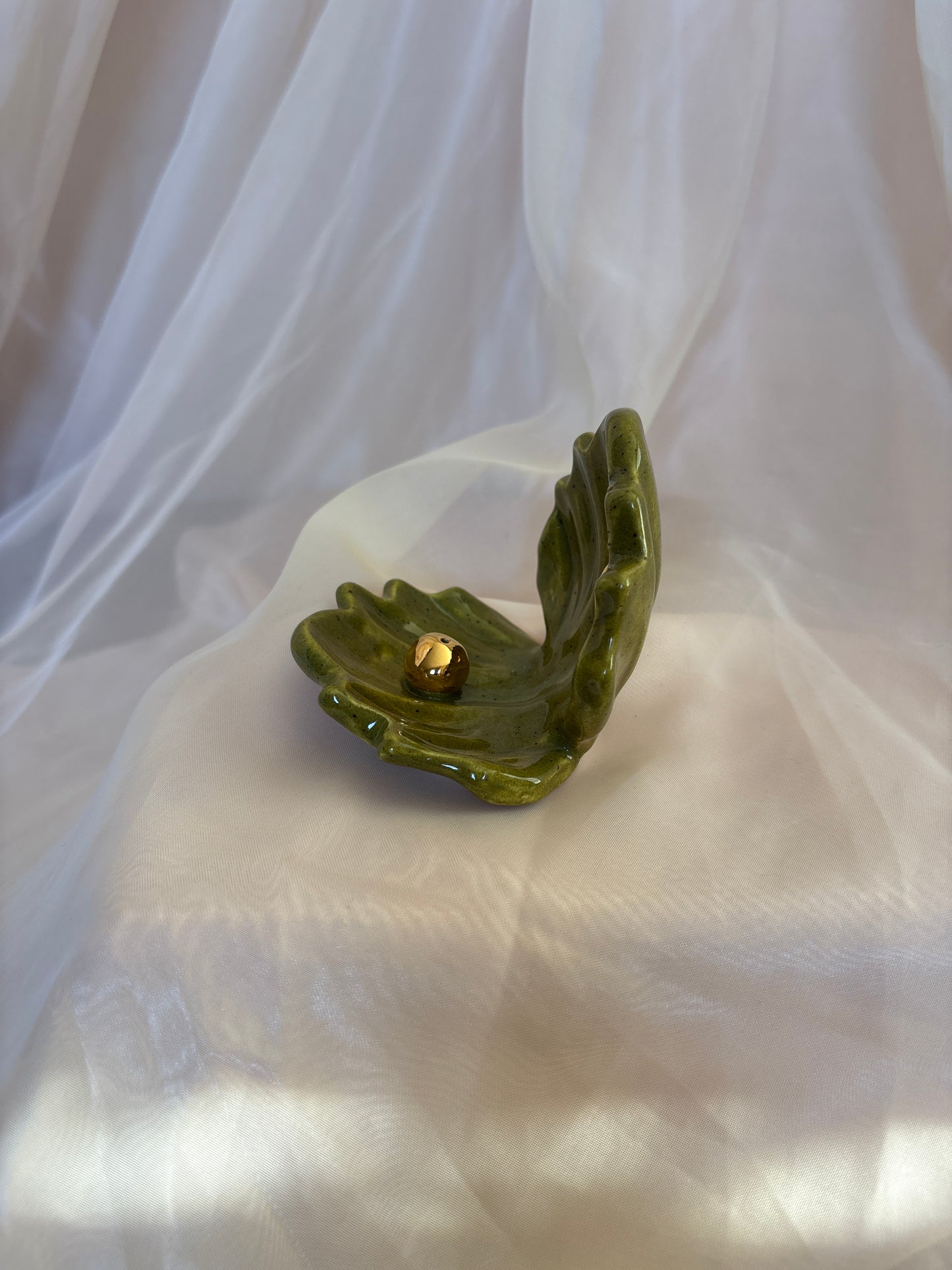 Pearl Incense Clam (8)