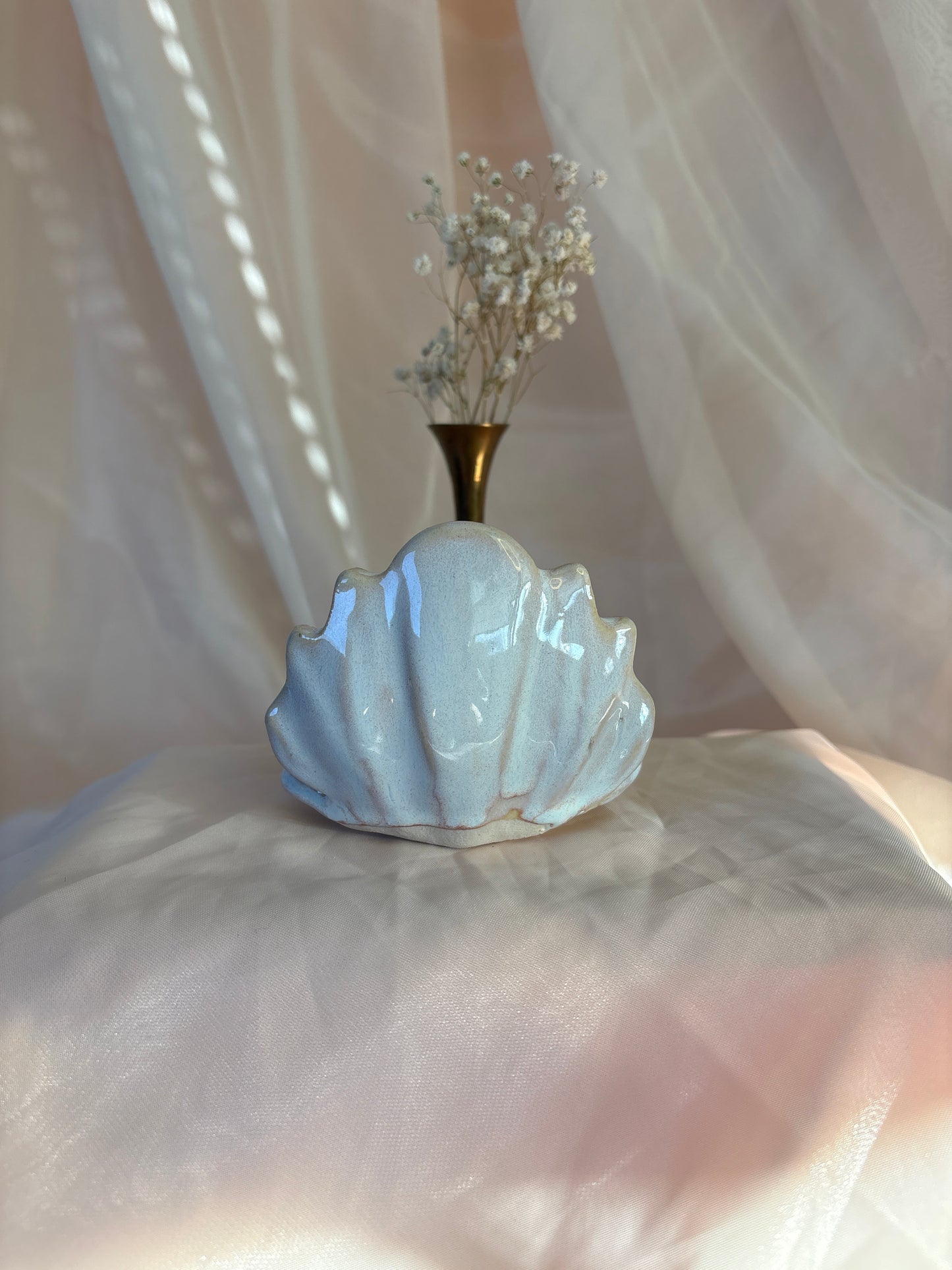 Pearl Incense Clam (2)