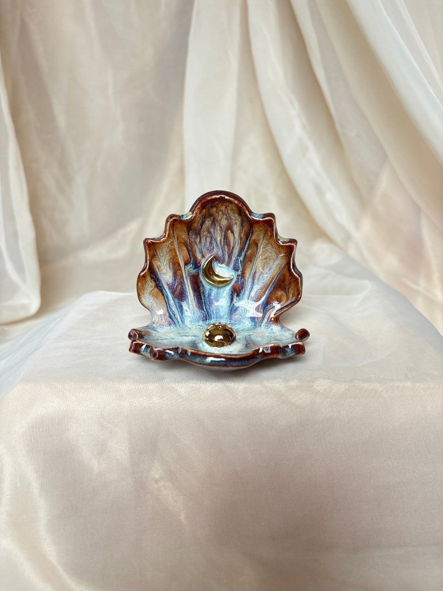 Pearl Incense Clam (2)