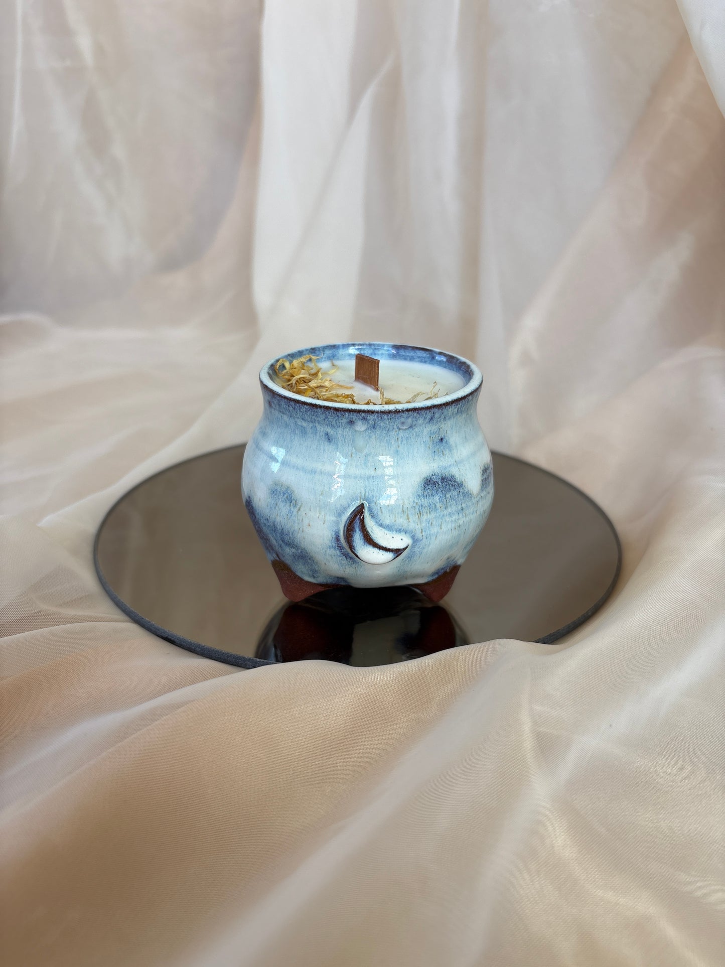 Vanilla Cream Candle (1)